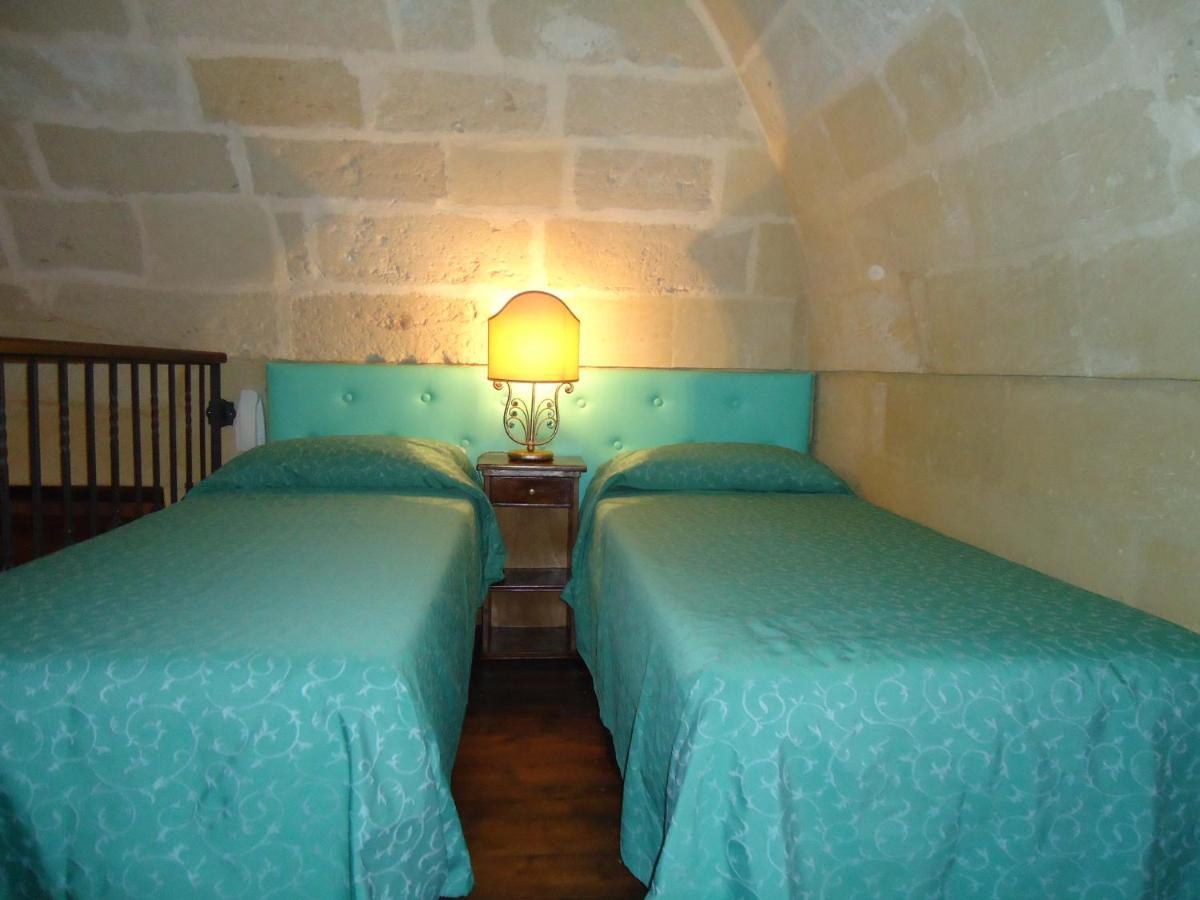 Hotel Dimora Dei Figuli Lecce Zimmer foto